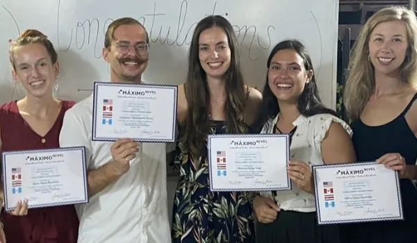 Maximo Nivel TEFL participants