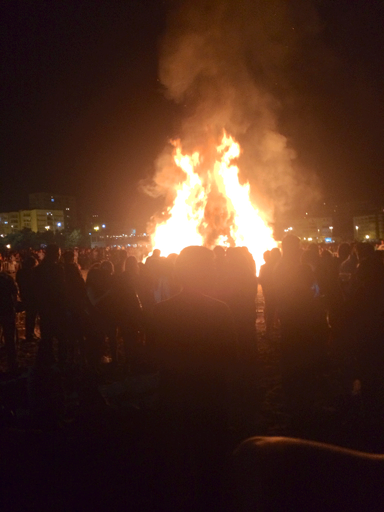 







Bonfire on a beach in Spain
