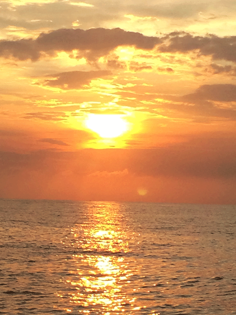 







Sunset in Quepos, Costa Rica