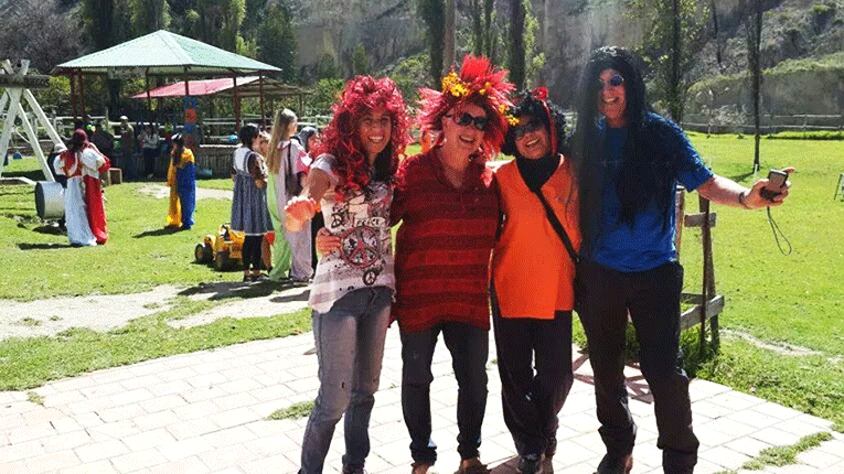 







Volunteers celebrating Childrens Day at Fondation Porvenir in Mallasa, Bolivia