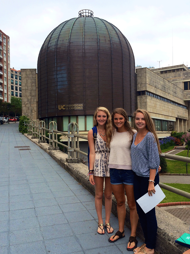 







Study abroad students at the University of Cantabria