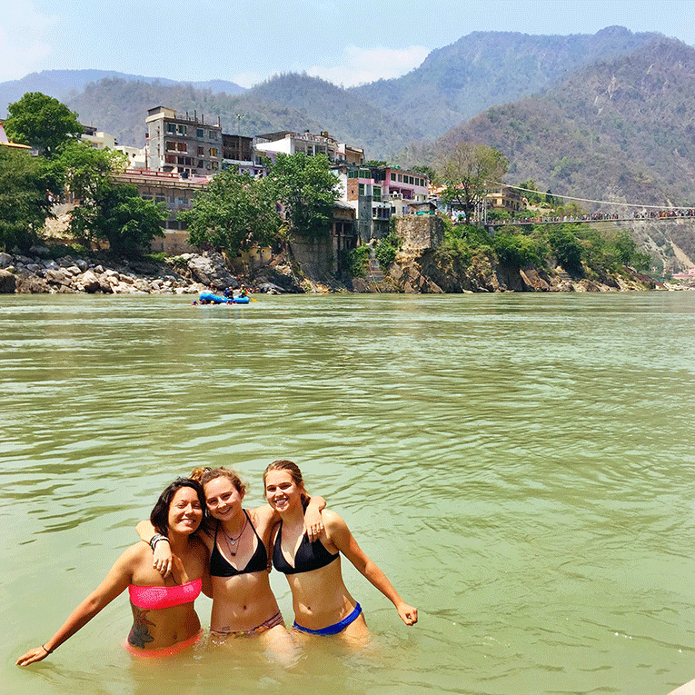 







Swimming in Rishikesh, India