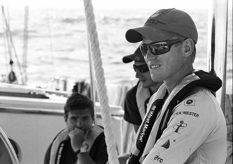 Underway sailing on S/Y Argo