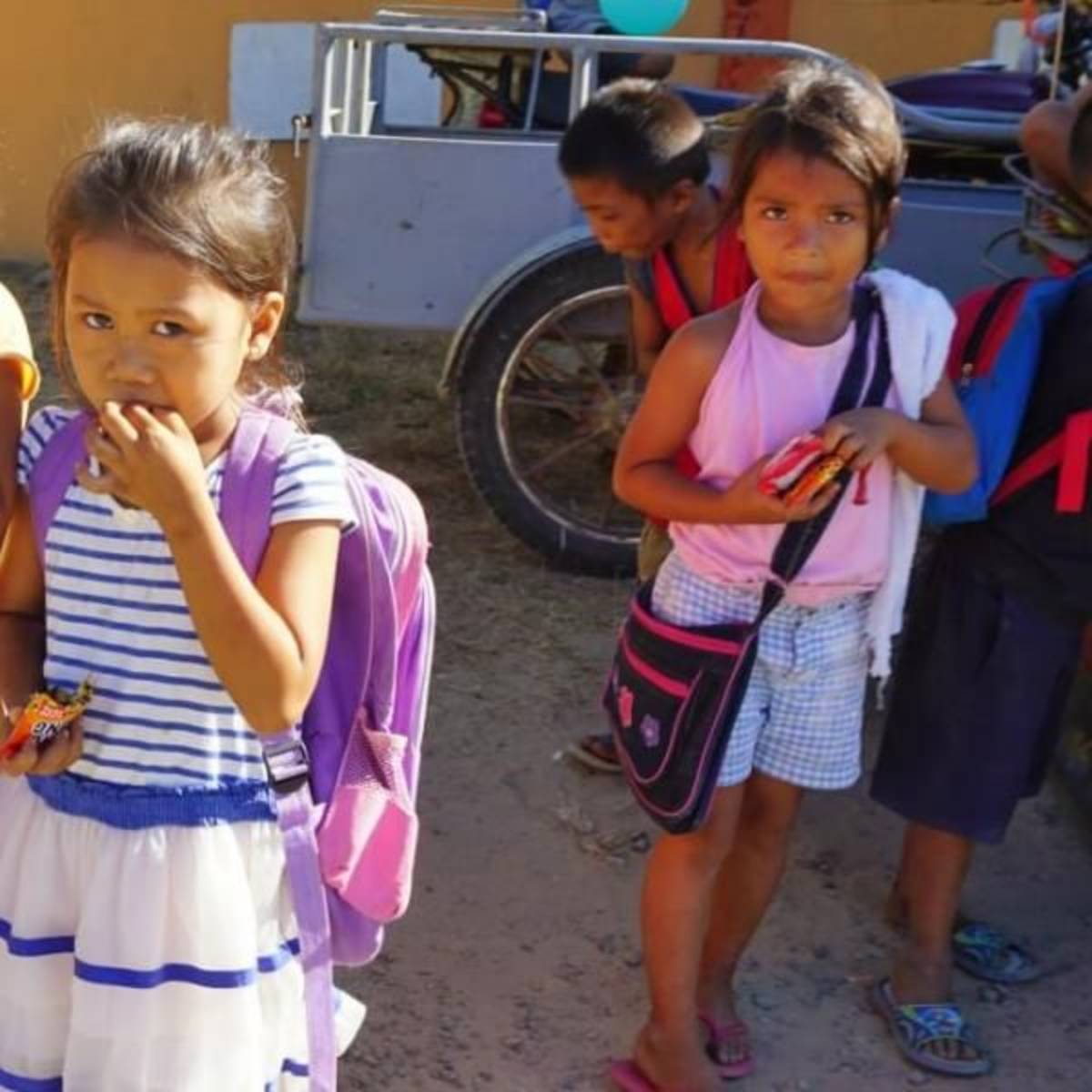 GoEco Philippines - Teach Children in Palawan