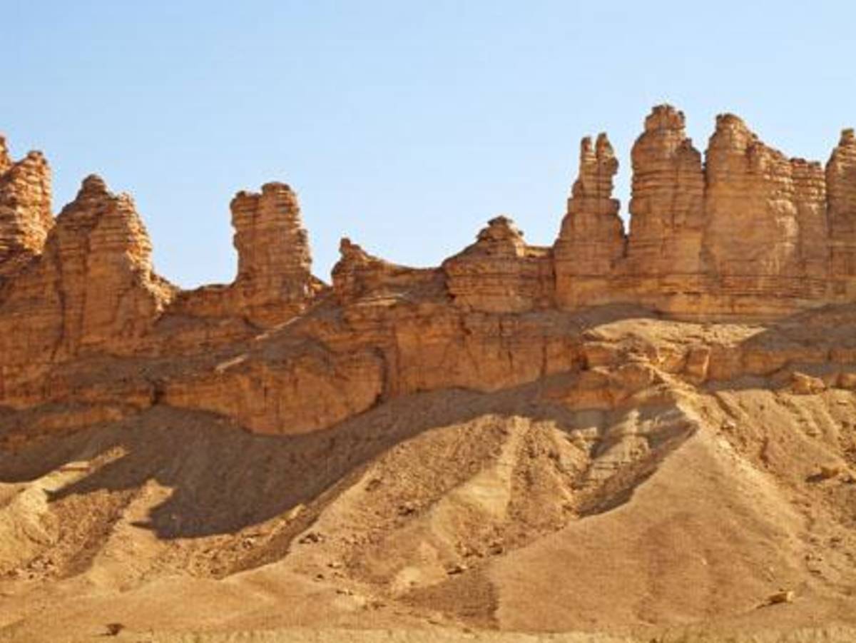 Get Paid to Teach English Abroad in Saudi Arabia — photo 2