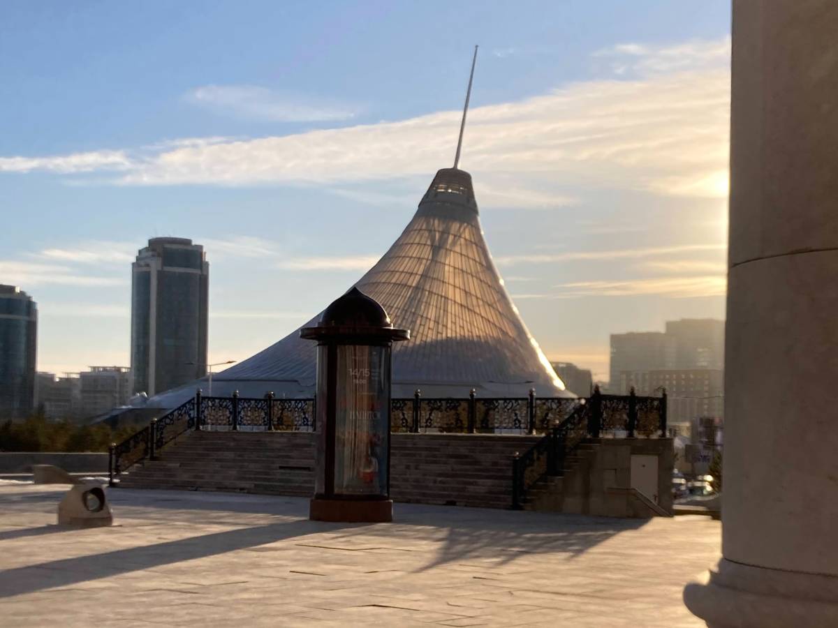 A mall in the shape of a yurt