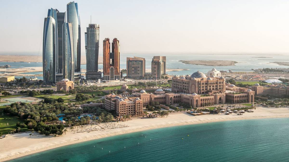 Abu Dhabi beach