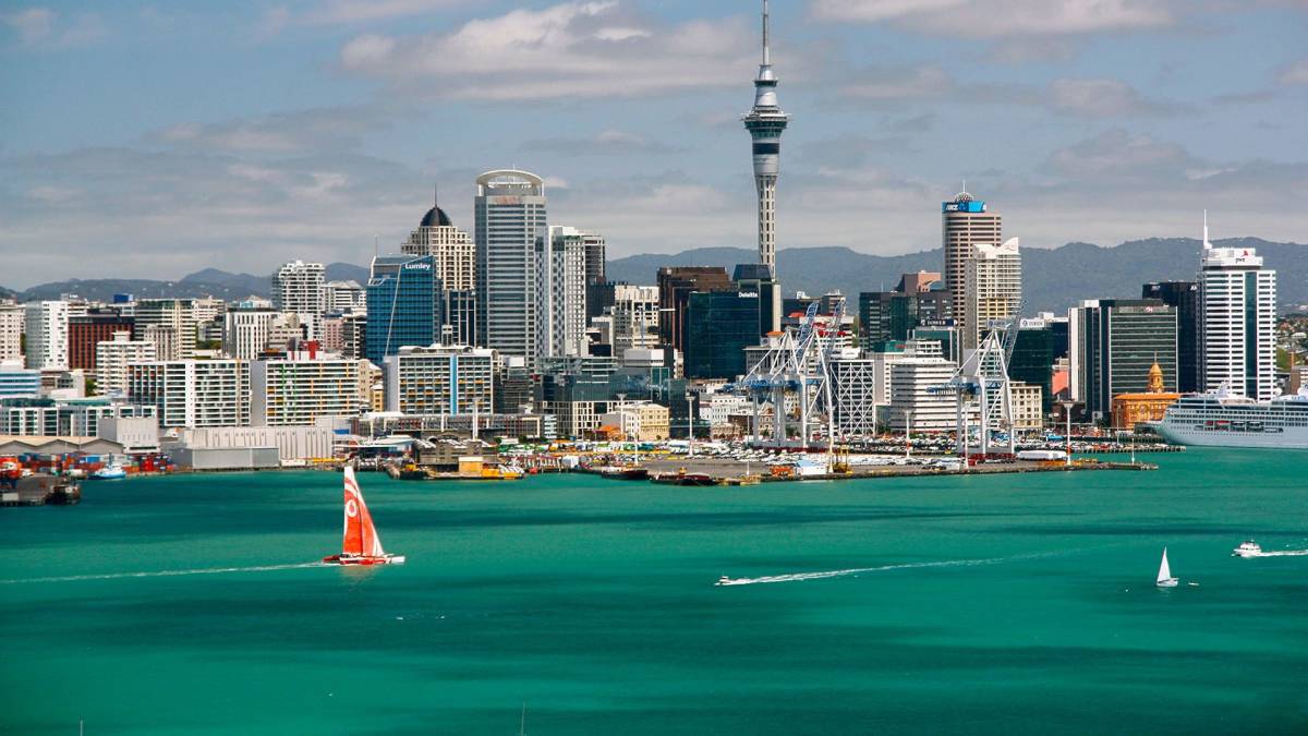 Auckland water sail