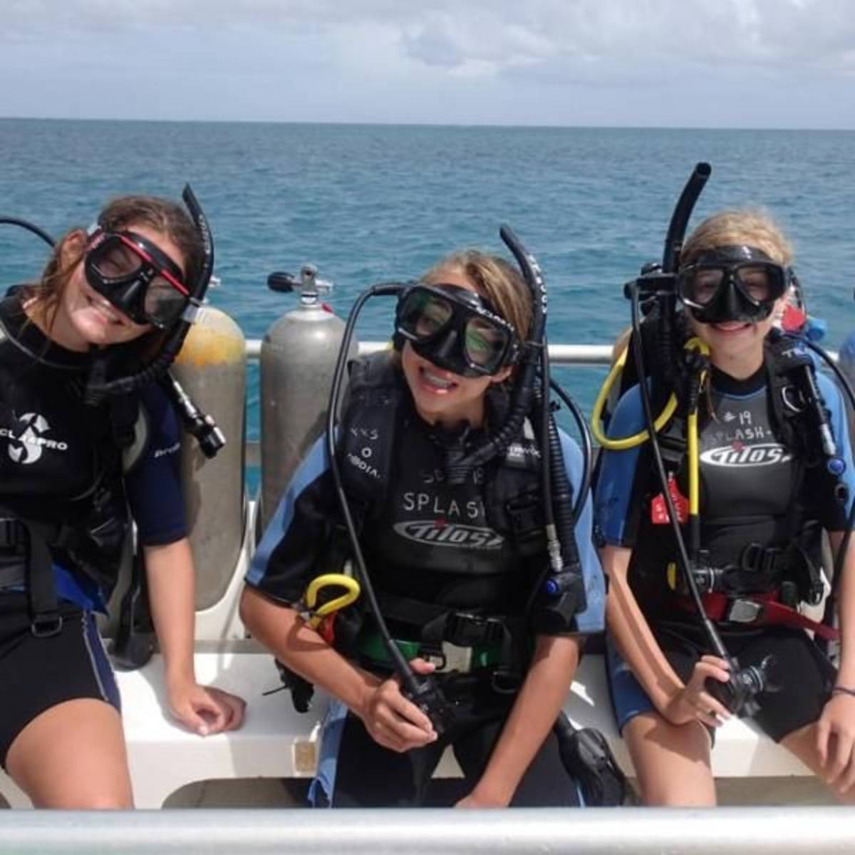 SCUBA diving in Belize