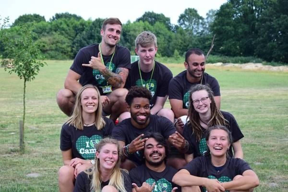 summer camp counselor work