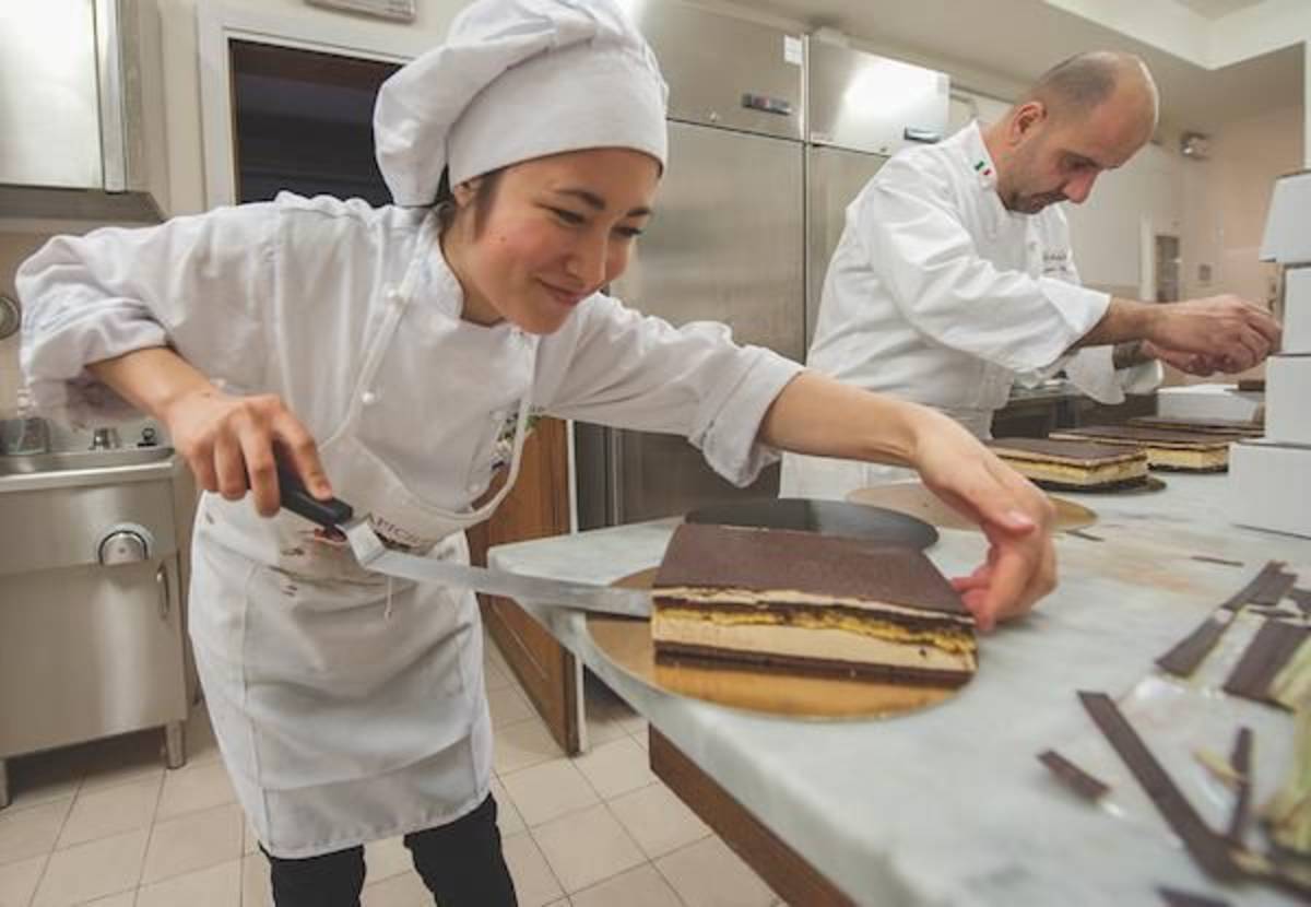 FUA culinary student