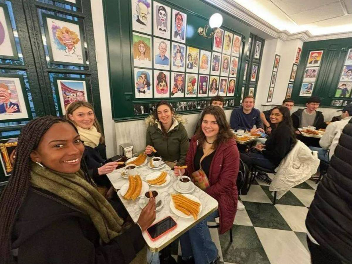 Churros & Chocolate