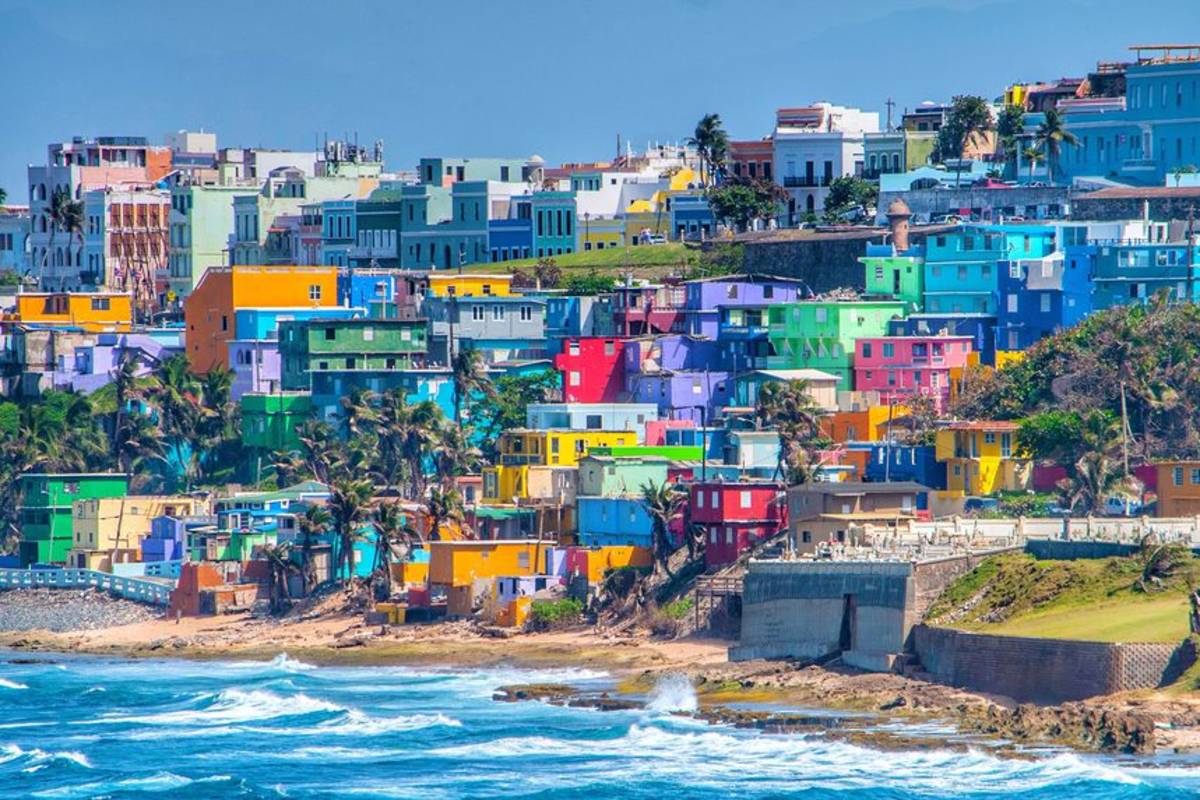 Colorful building in San Juan