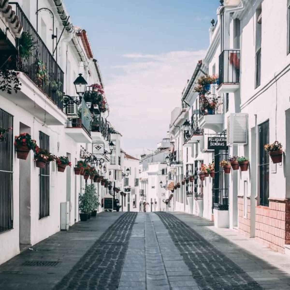 Intern in Spain