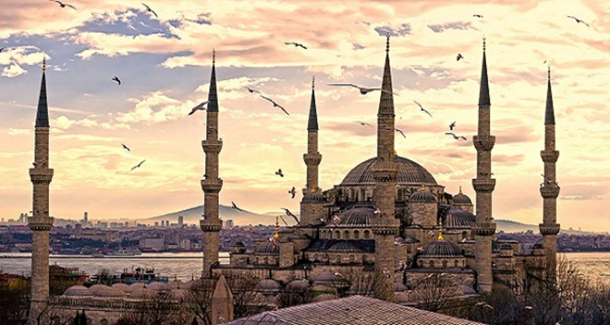 Teach English Abroad in Turkey with a TEFL/TESOL Certification & Paid Internship — photo 3