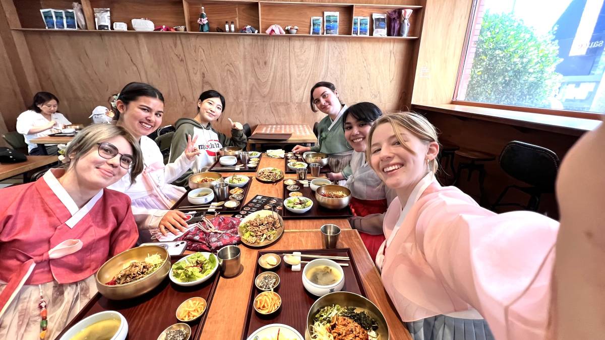 Dinner out in traditional Hanbok dress