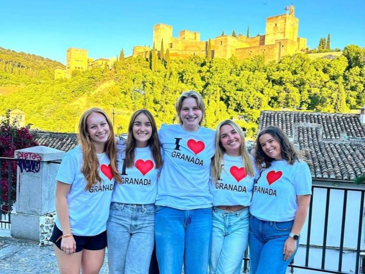 Friends in Granada