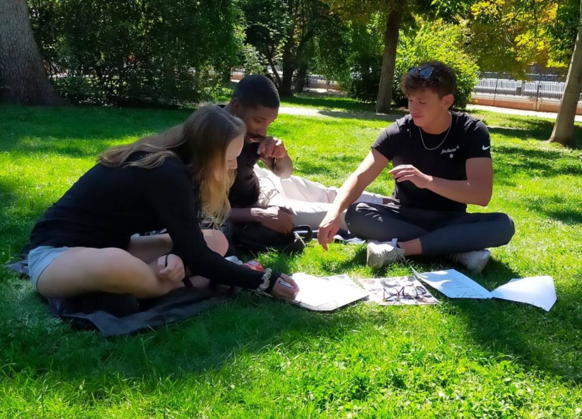 gap year students