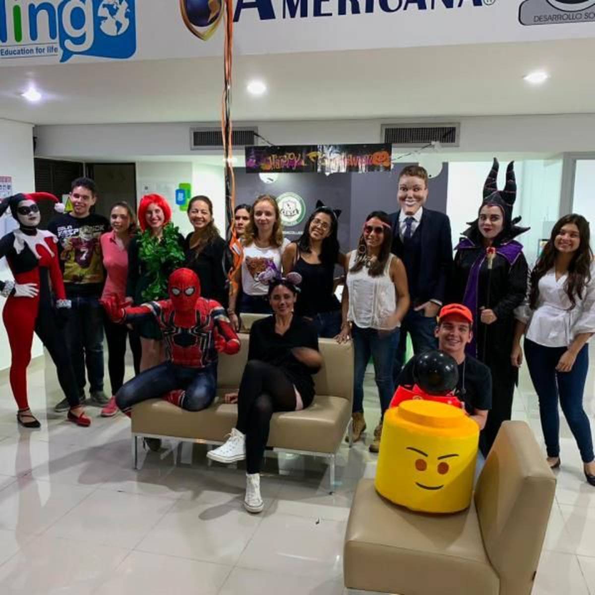 Get TEFL Certified & Teach English in Colombia