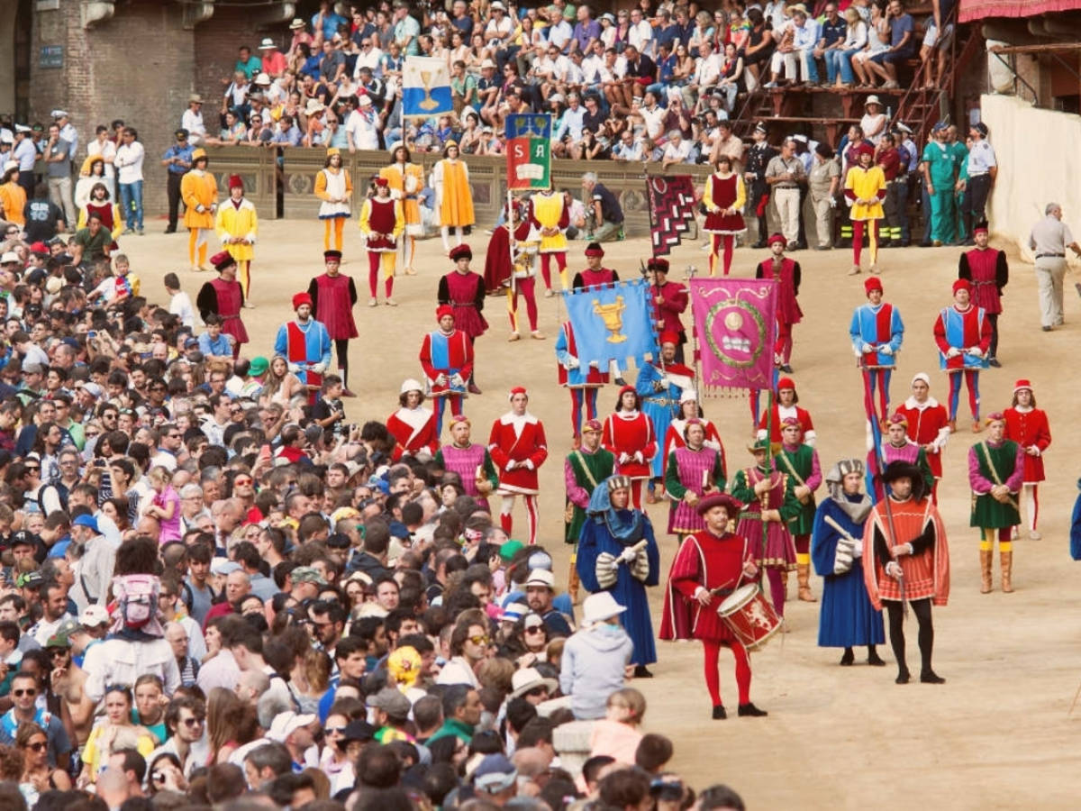 Historical Peageant in Piazza del Campo