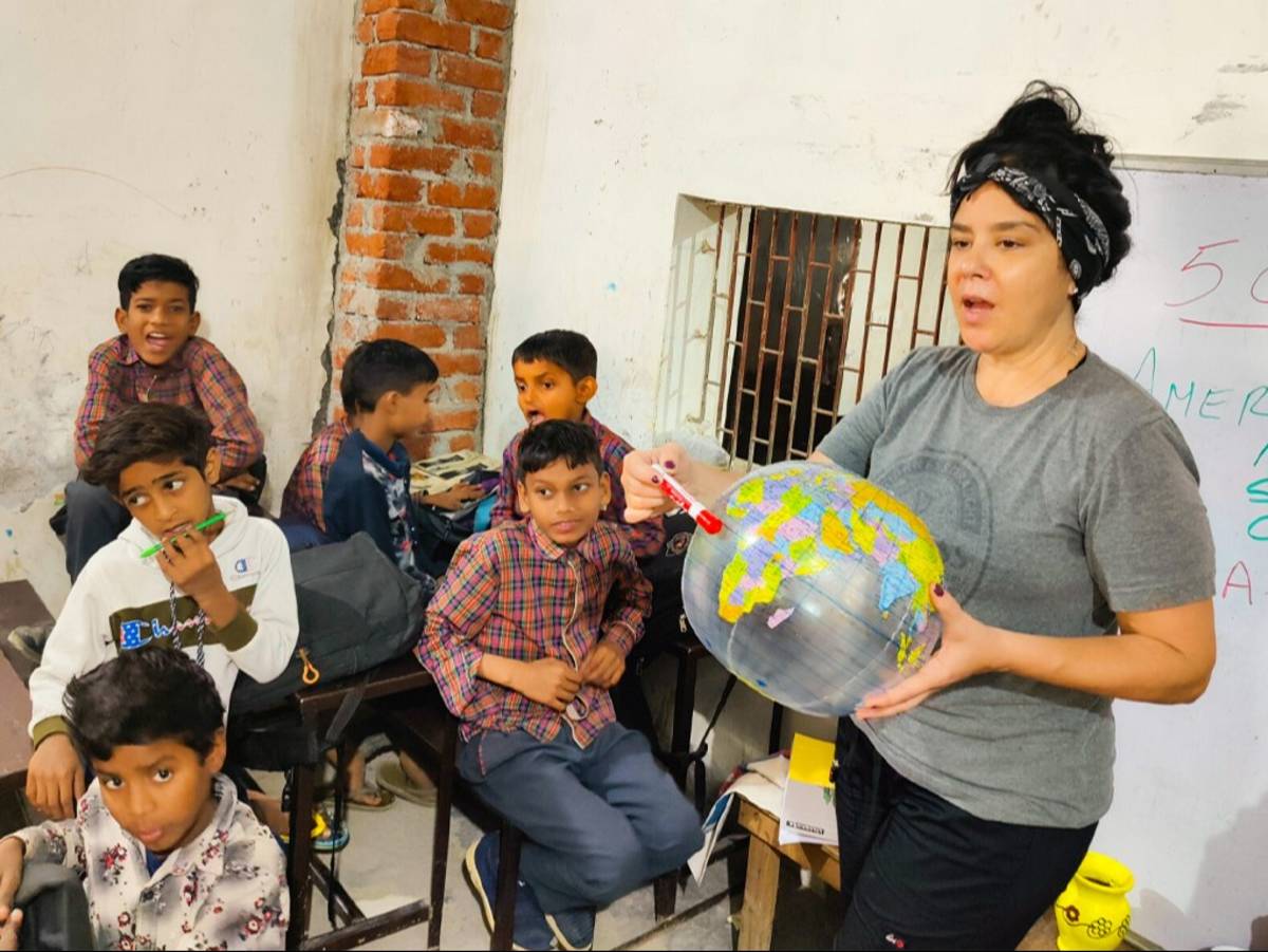 india slum teaching