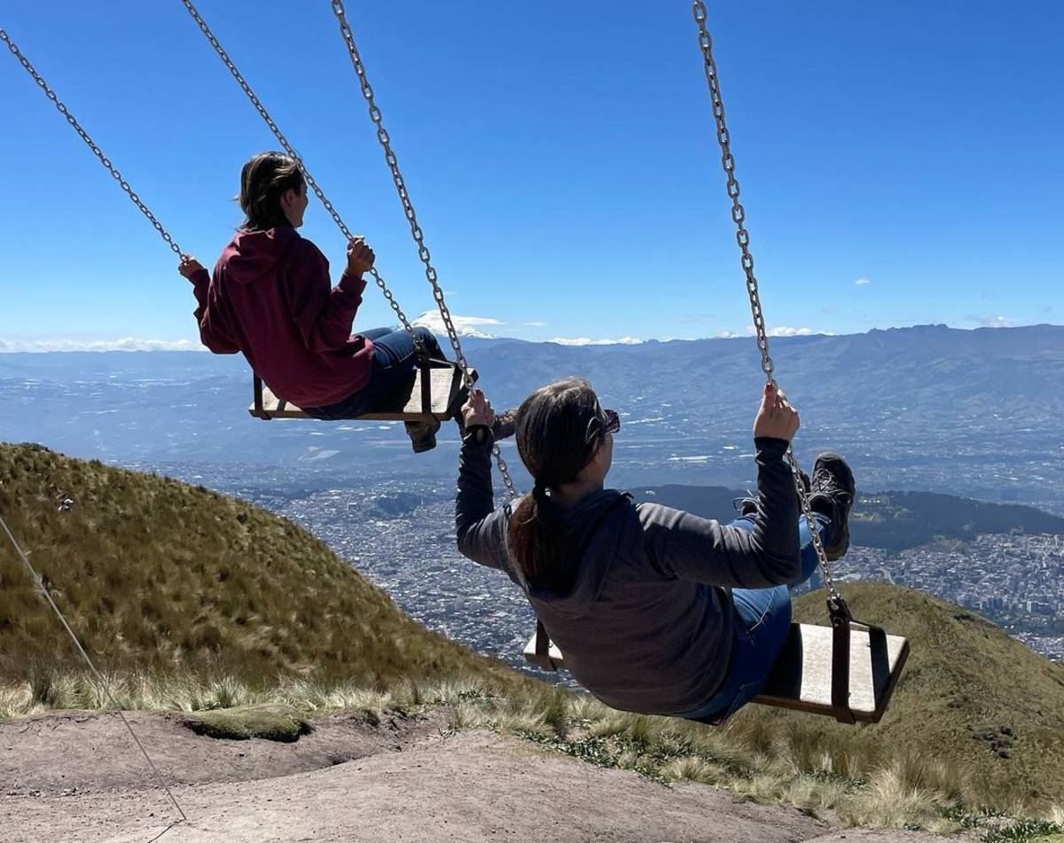 interns on swings