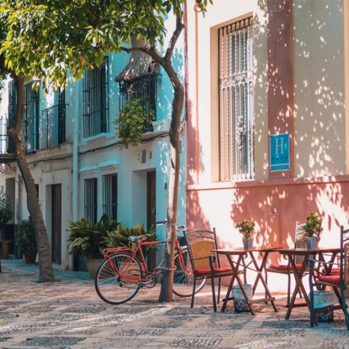 Intern in Spain