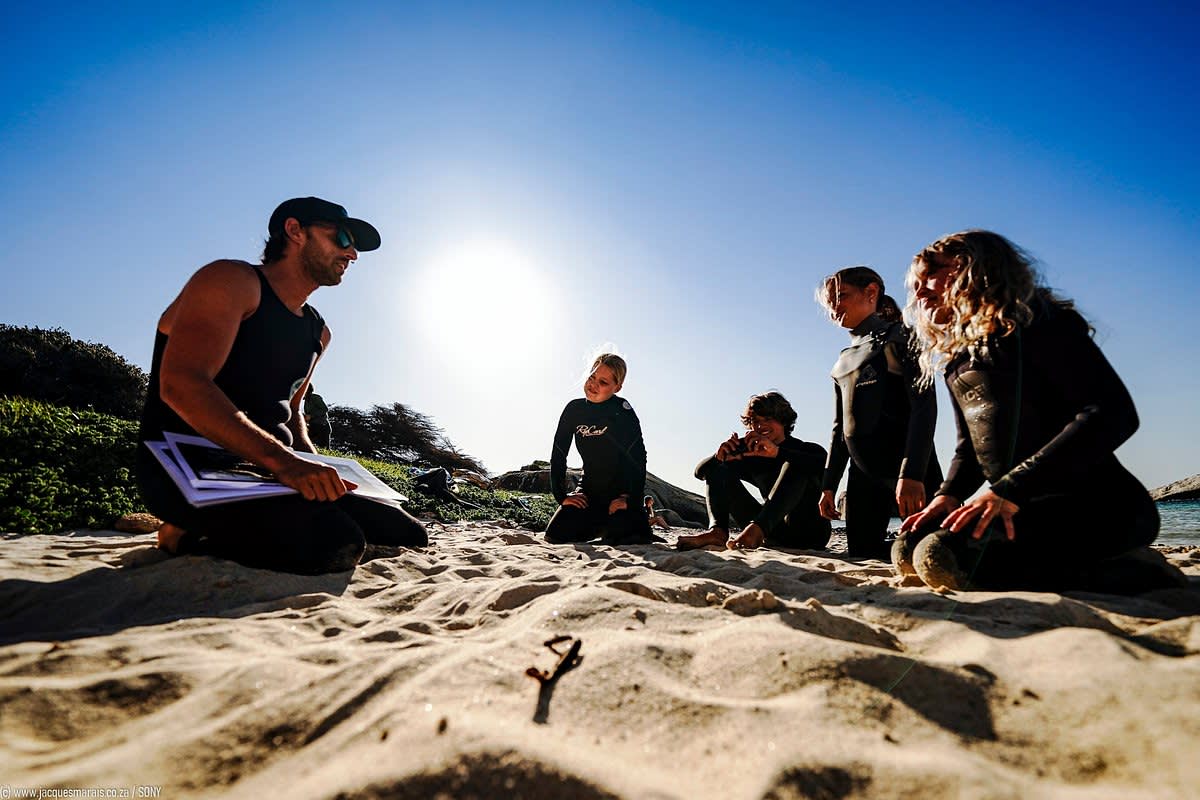 Marine Conservation Volunteer Program briefing