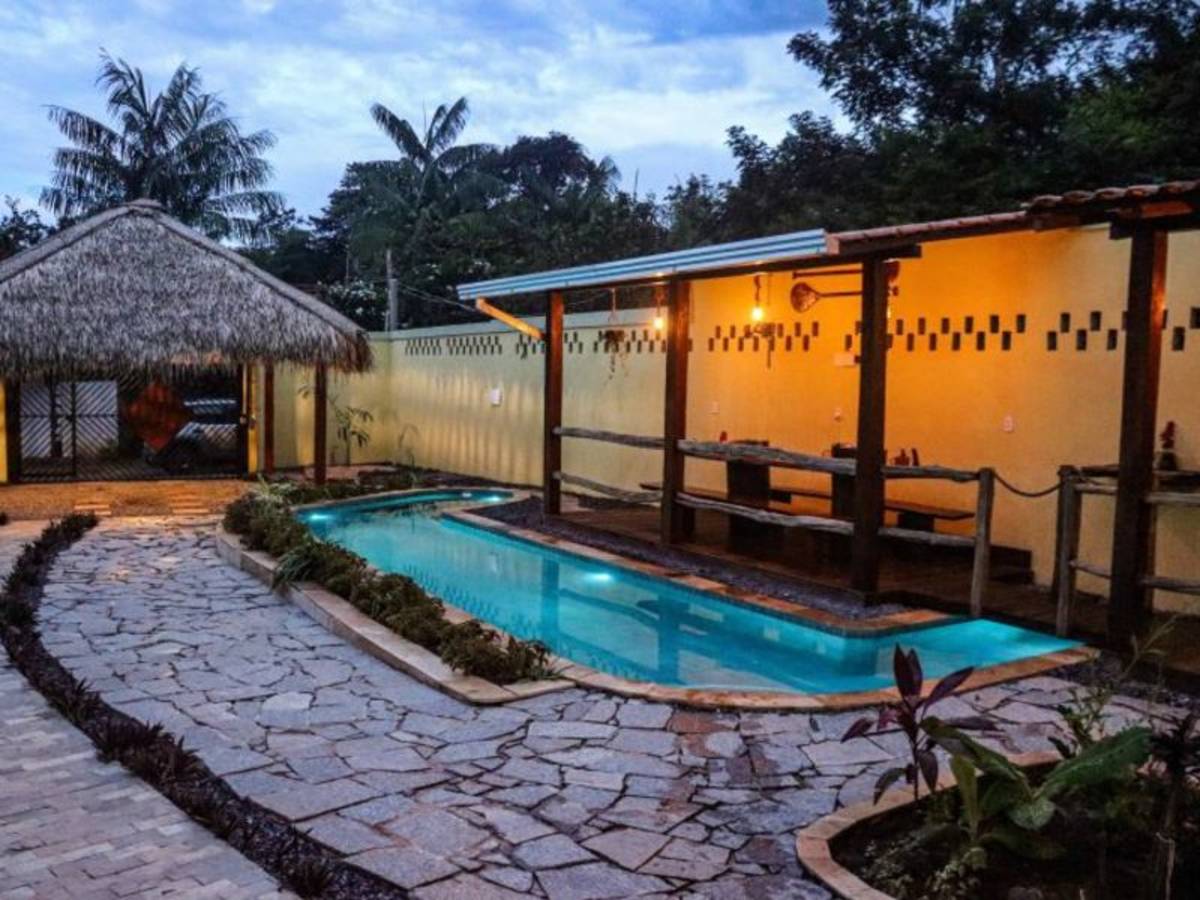 outside pool of volunteer house