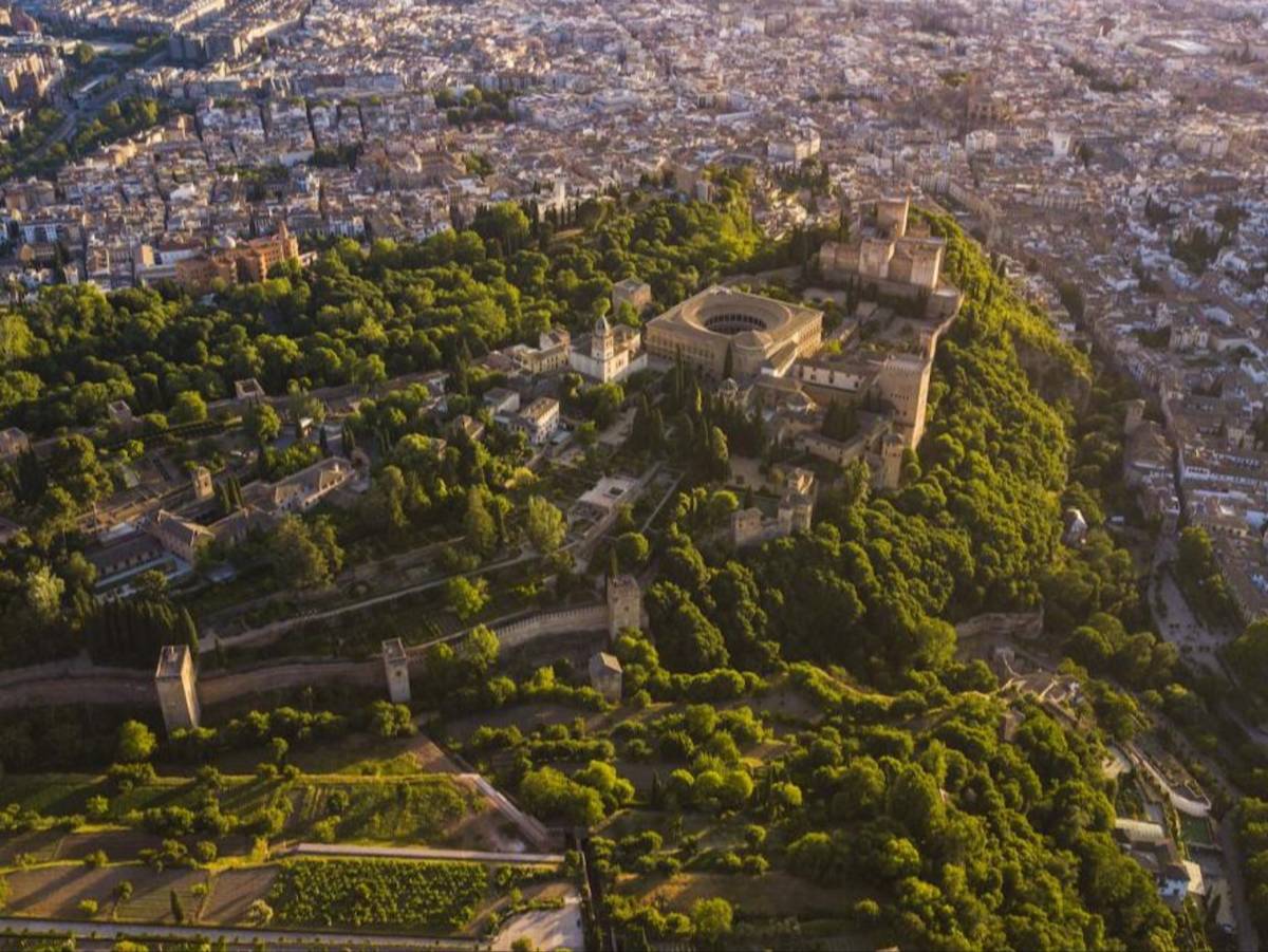 Overhead view of Granada.