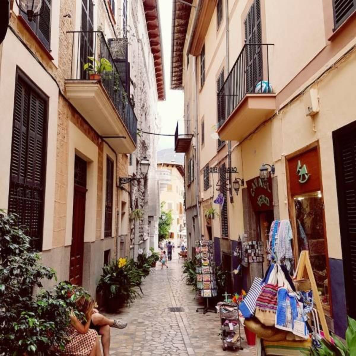 Intern in Spain