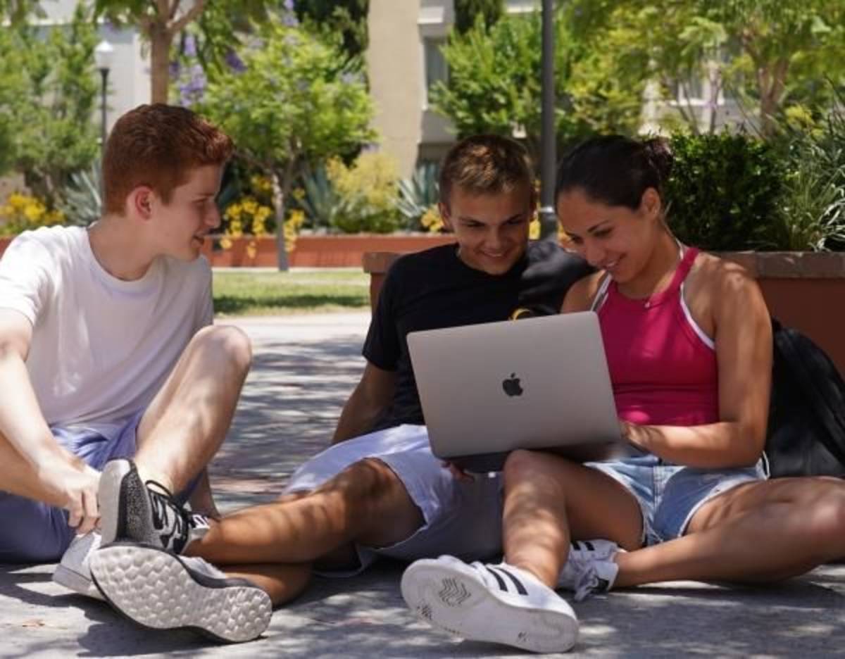 pre-college-enrichment-los-angeles-on-the-campus-of-ucla