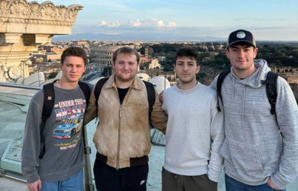 Program participants on an excursion in Rome, Italy