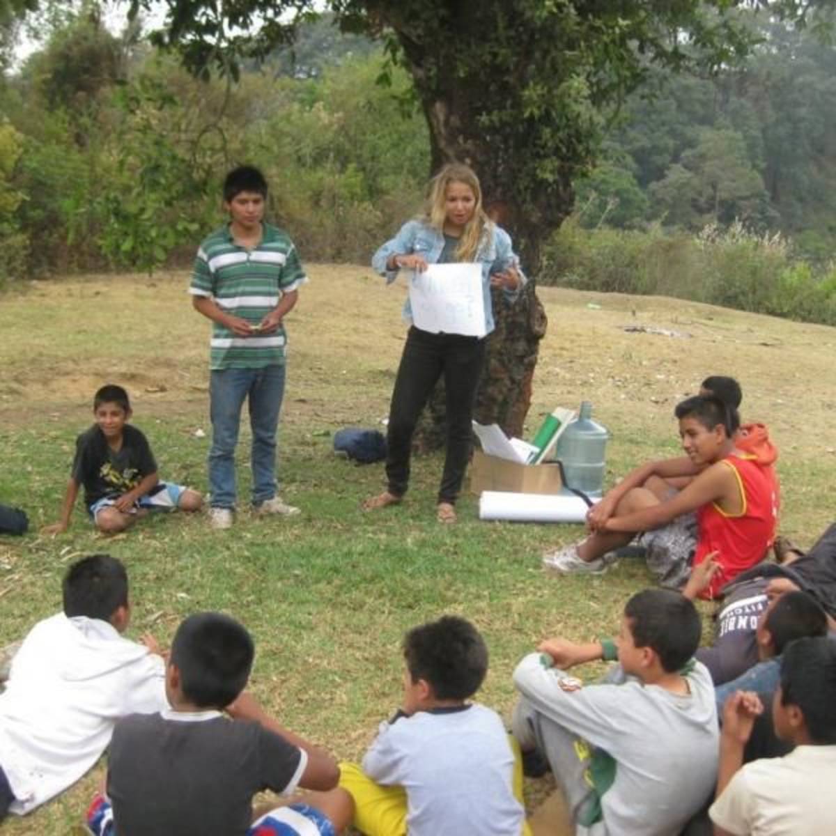 Education intern assists young students in Guatemala