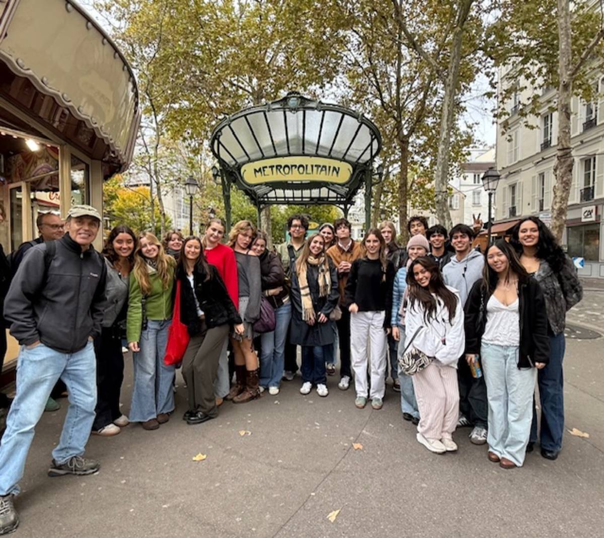 SBCC Students in front of Metropolitain gate