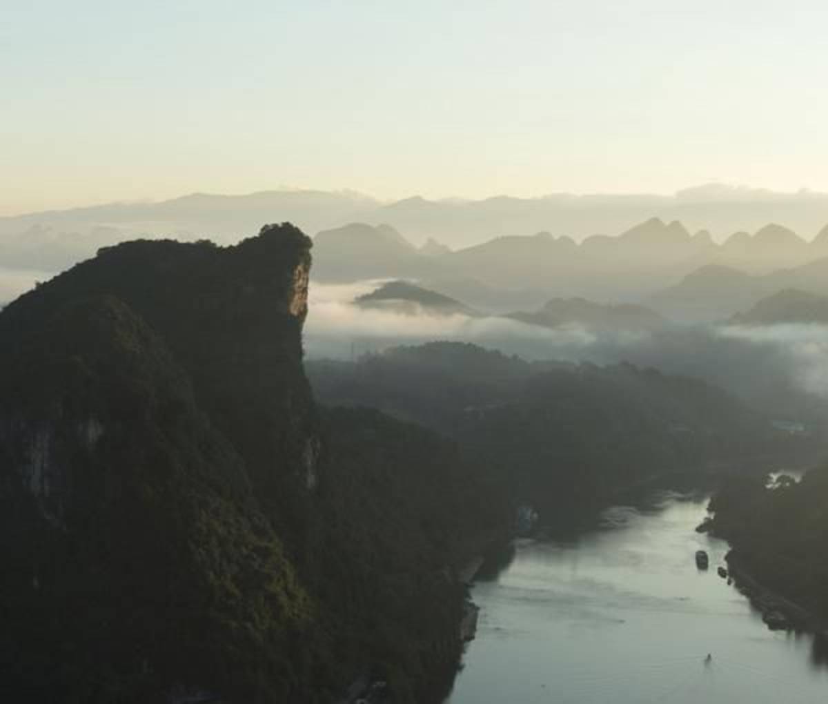 Mountain views in Yangshuo