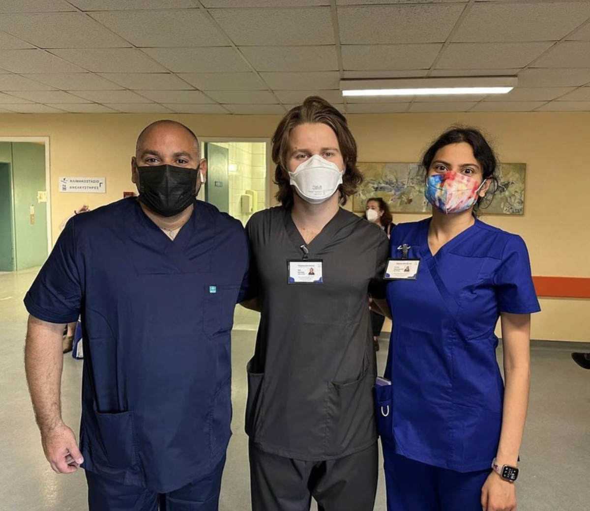 Shadow the best doctors in Greece