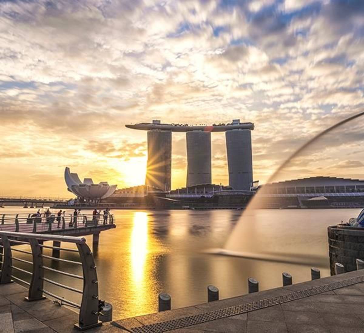 Sunrise over Singapore - Absolute Internship