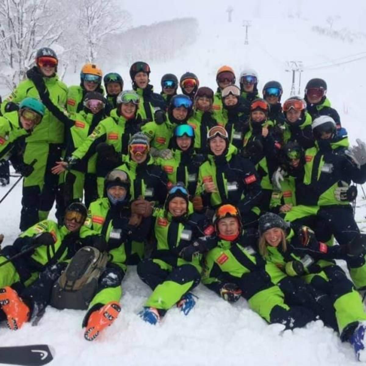 Ski instructor course Japan EA Ski & Snowboard