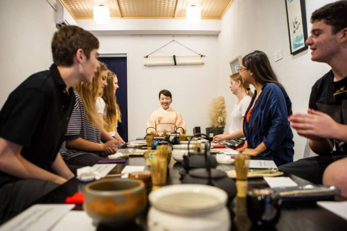 Students at tea ceremony