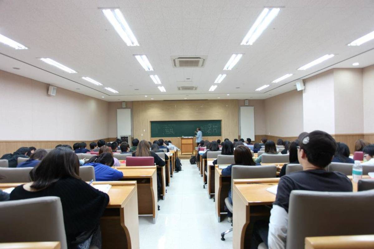 Study Abroad in South Korea (Dong-A University)