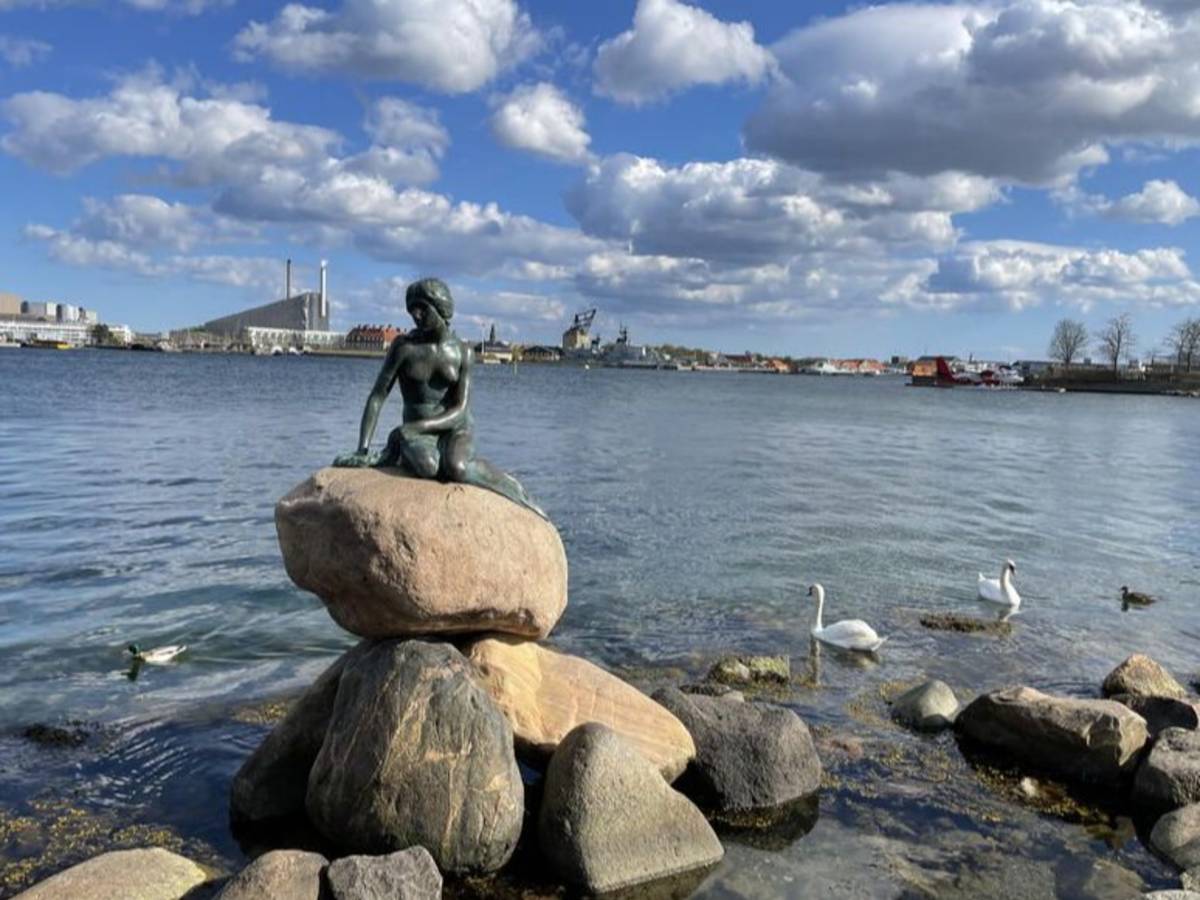 The Little Mermaid statue in Copenhagen