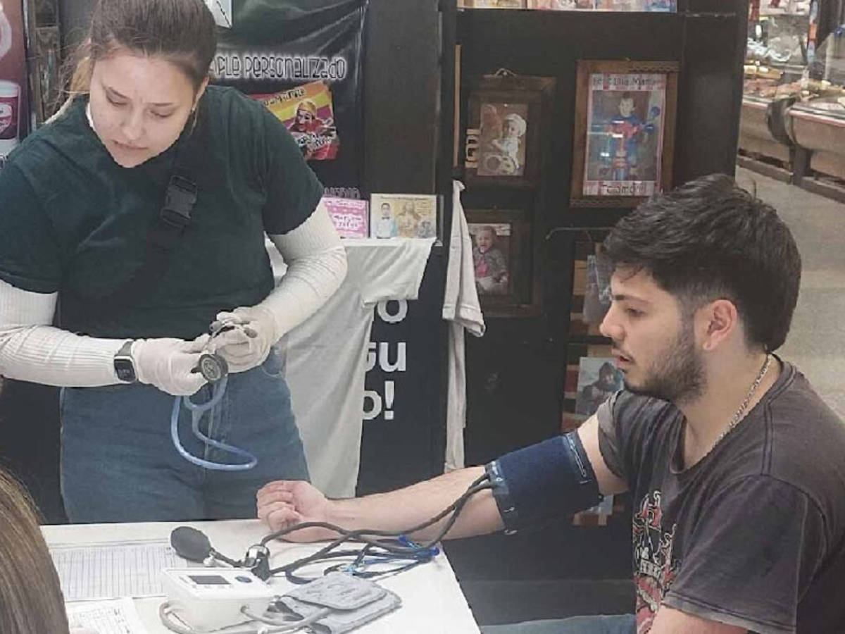 volunteer in the medical program