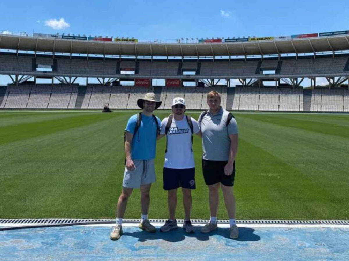 volunteer in the sports project