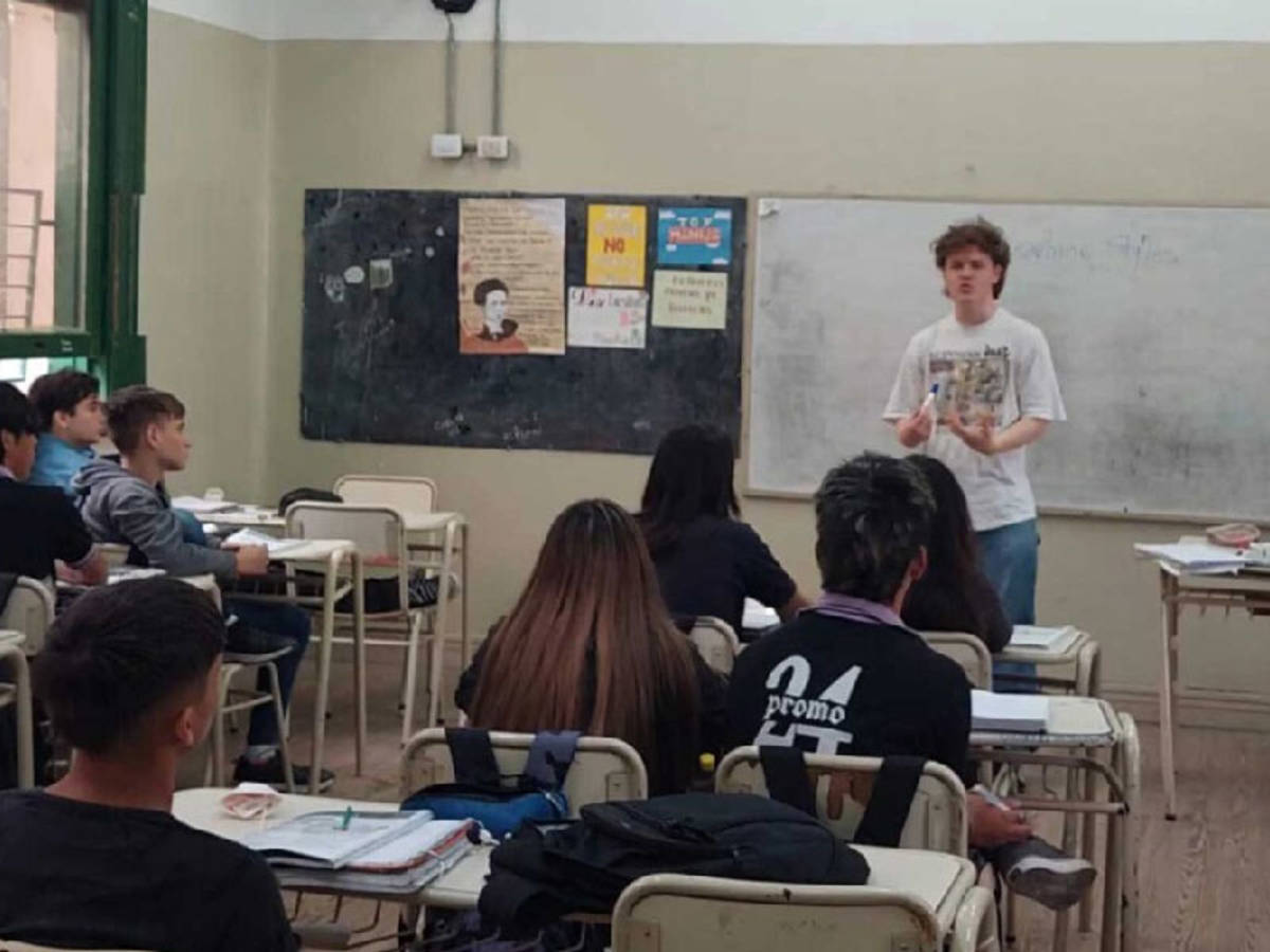 Volunteer teaching language in Cordoba, Argentina