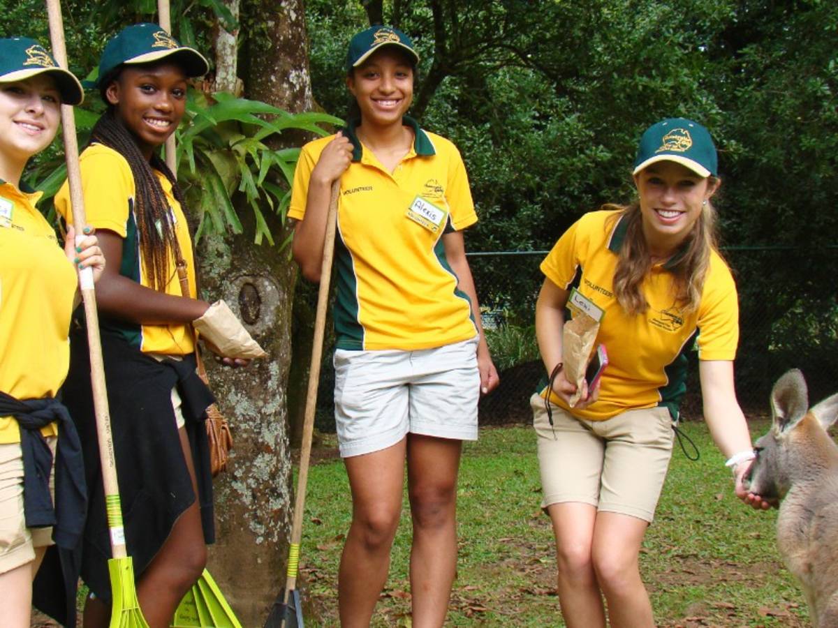 Volunteering at zoo