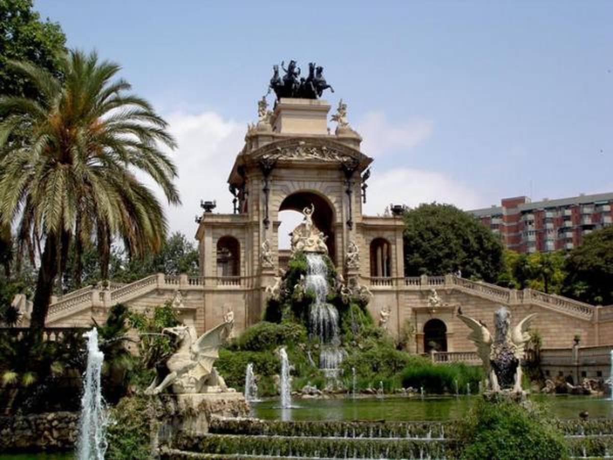 Summer in Barcelona - Universitat Autonoma de Barcelona — photo 3