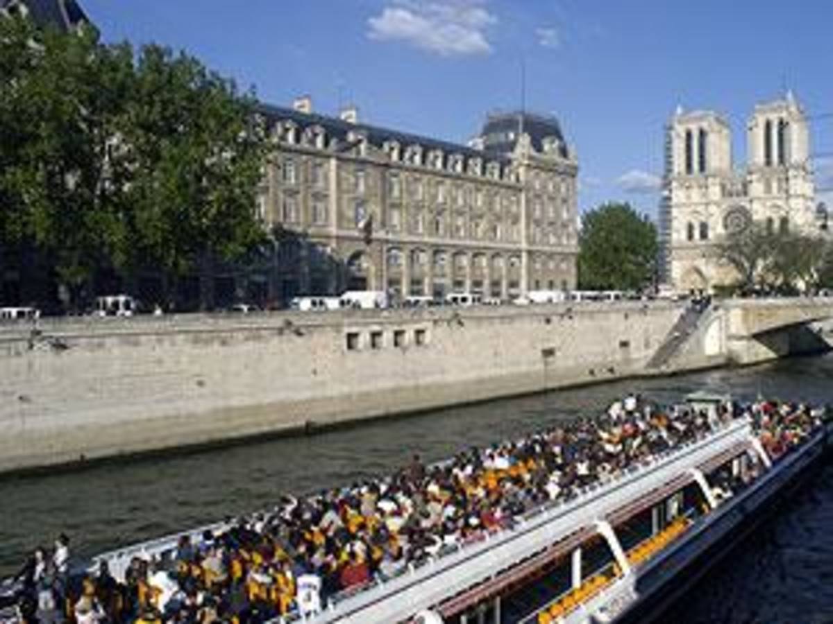 AIFS Abroad in Paris, France (ILCF): Summer — photo 3