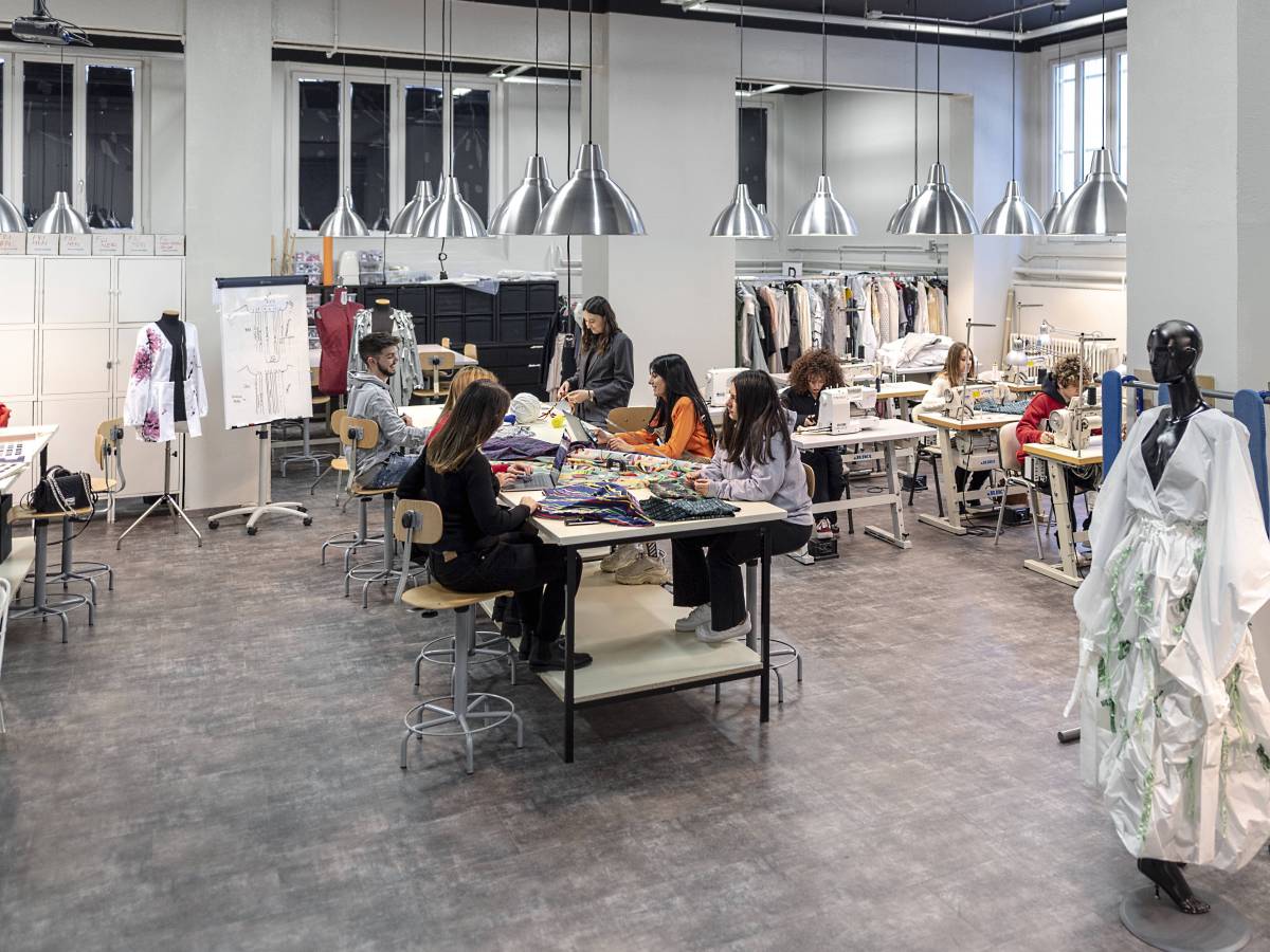A group of students in a design lab