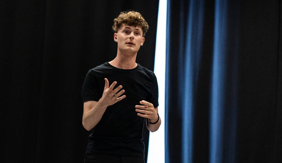 A LAMDA Summer School Student performing